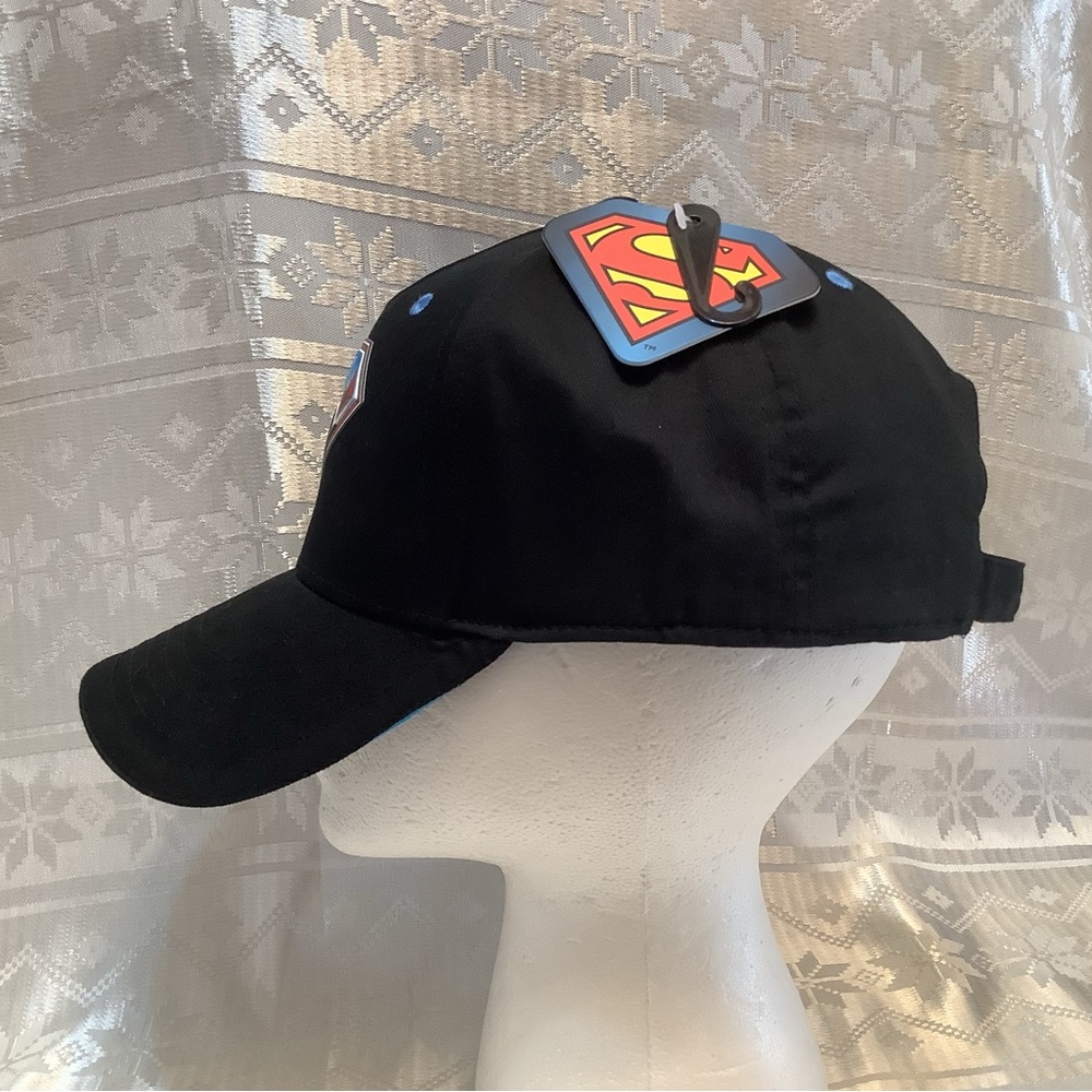 Superman Trucker Hat O/S Adjustable Snap Closure - Picture 3 of 8